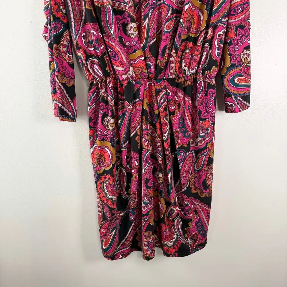 Trina Turk Jersey Dress Black Pink Paisley V-Neck Resortwear Vacay Short Size L - Picture 6 of 12